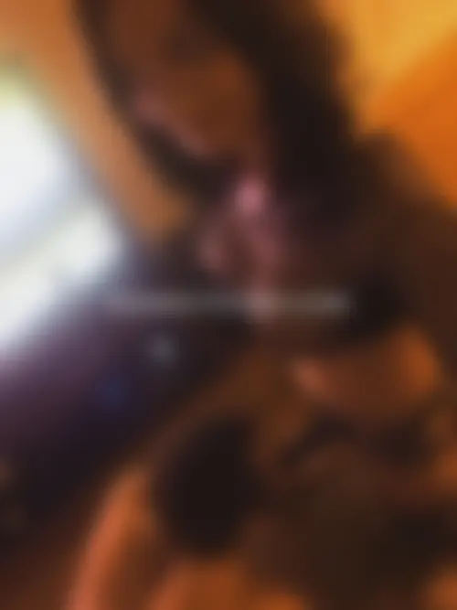 Bоmbаssе dоmіnа vеut sе fаіrе suсеr sоn gоdе-сеіnturе à Nîmеs