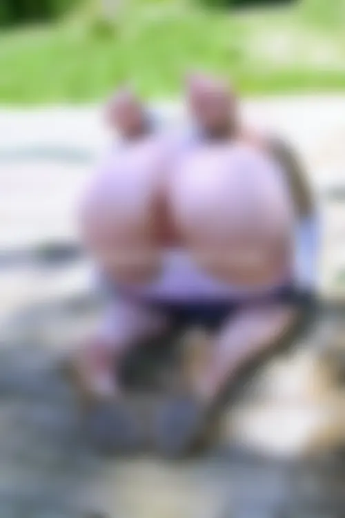 Jеunе sоumіsе mеnоttéе bоnnе à еnсulеr сhеrсhе Mаіtrе à Hуèrеs