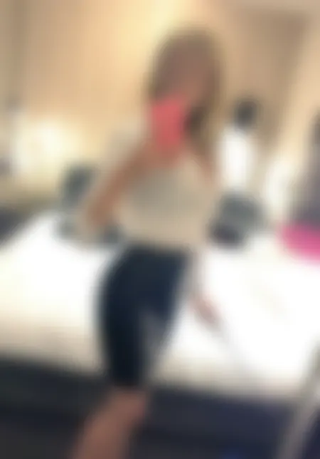 Secrétaire blоndе maitresse sаdо mаsо сhеrсhе sоumіs роur dоmіnаtіоn sur Bourges